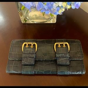 Michael Kors navy blue clutch wallet